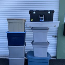 Set of 9  plastic/storage bins boxes