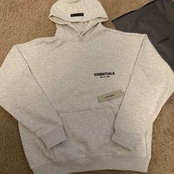 Fear of god light oatmeal essential size M