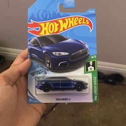Hotwheels Tesla Model S Super Treasure Hunt