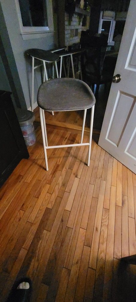 DEVORM stools $25 Each