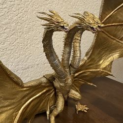 SH Monsterarts King Ghidorah 2019