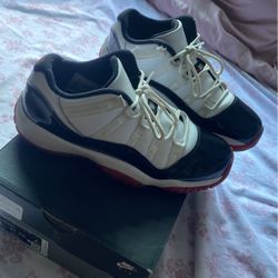 Jordan 11s 
