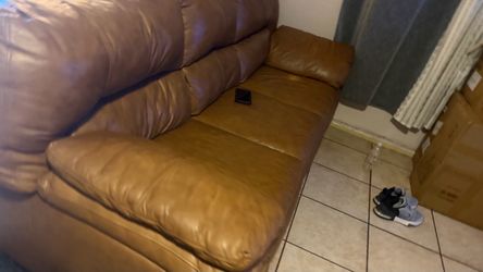 Gratis sofa Brown Leather Sofa
