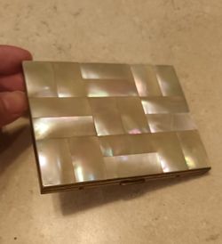 Vintage Marhill Genuine Mother Of Pearl Cigarette Case. for Sale in Peoria,  AZ