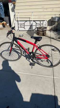 700c Hyper Hybrid Bike