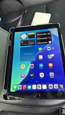 Apple iPhone 8 Plus with Box