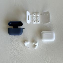Apple AirPods 2 Generation 