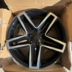 OE Wheels 22" Replica CV34B Gloss Black