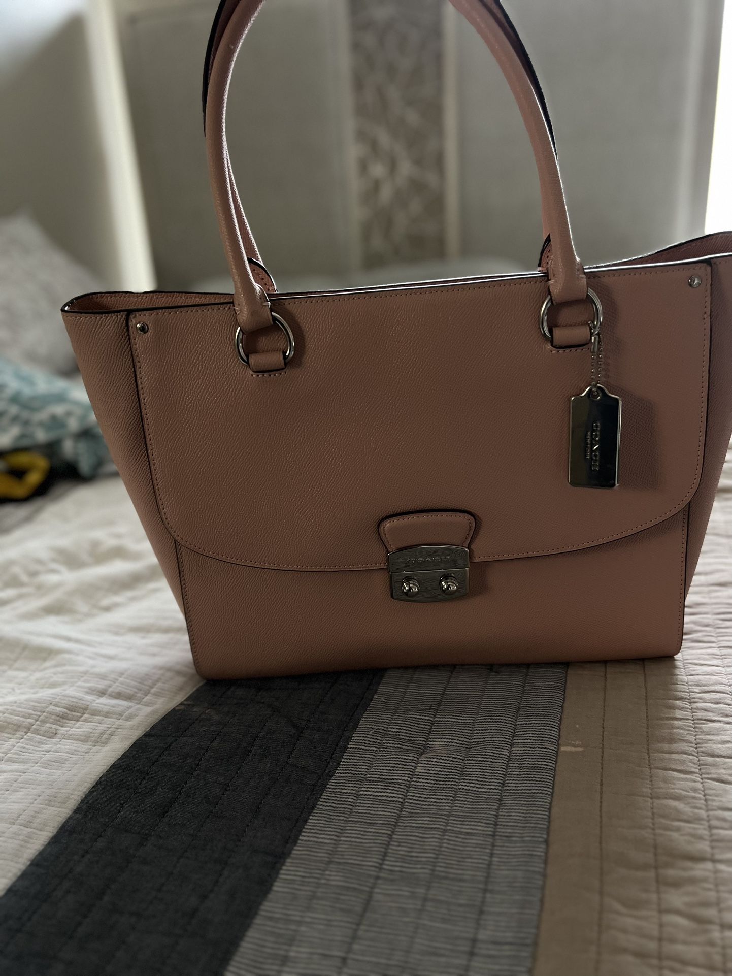 Coach Bag Avery Cross