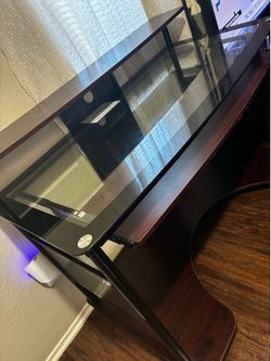 Desk- 3 layers