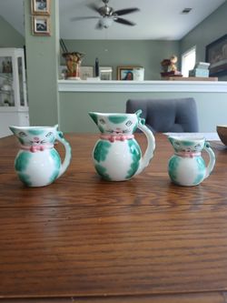 Ceramic cat pitcher set