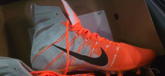 Nike cleats size 12
