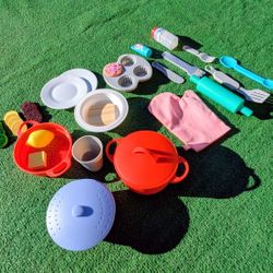 Kids Mini-Kitchen Playset Cooking Pots Pans Utensils Pretend Play Food Toy Lot