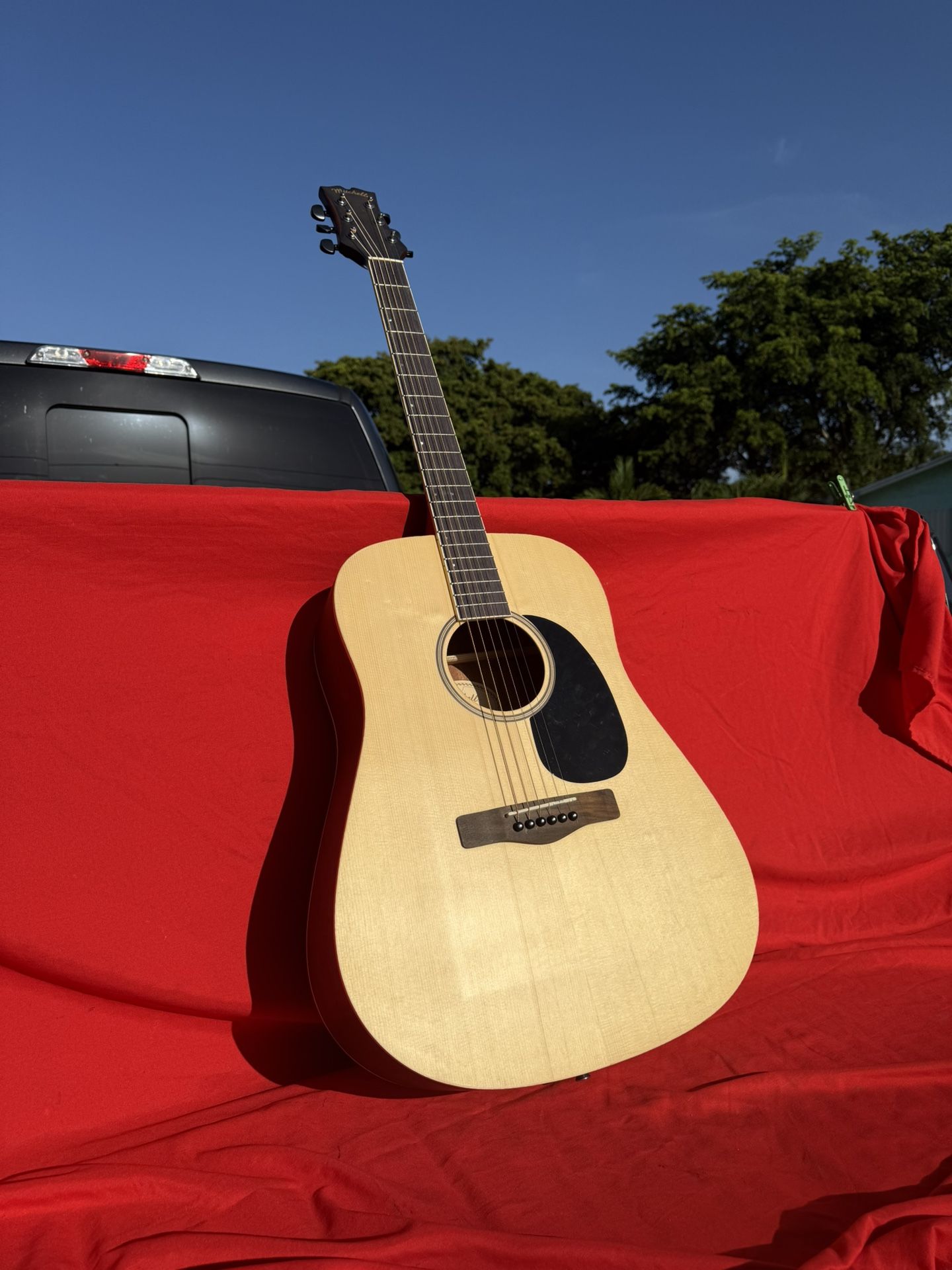 Element Series ME1 Dreadnought Mitchell Guitar