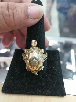 14 k yellow gold ring