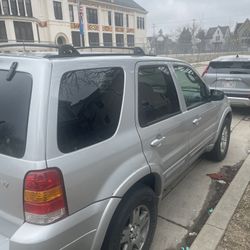 2005 Ford Escape