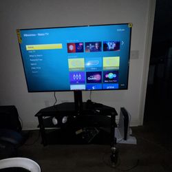 58 Inch Hisense Smart Tv With Tv Stand 