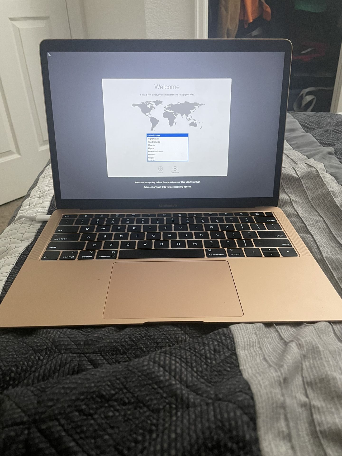 MacBook Air 13 Inch 2019