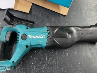 Makita XRJ04 Reciprocating Saw