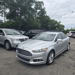 2013 FORD FUSION FULLY LOADED!