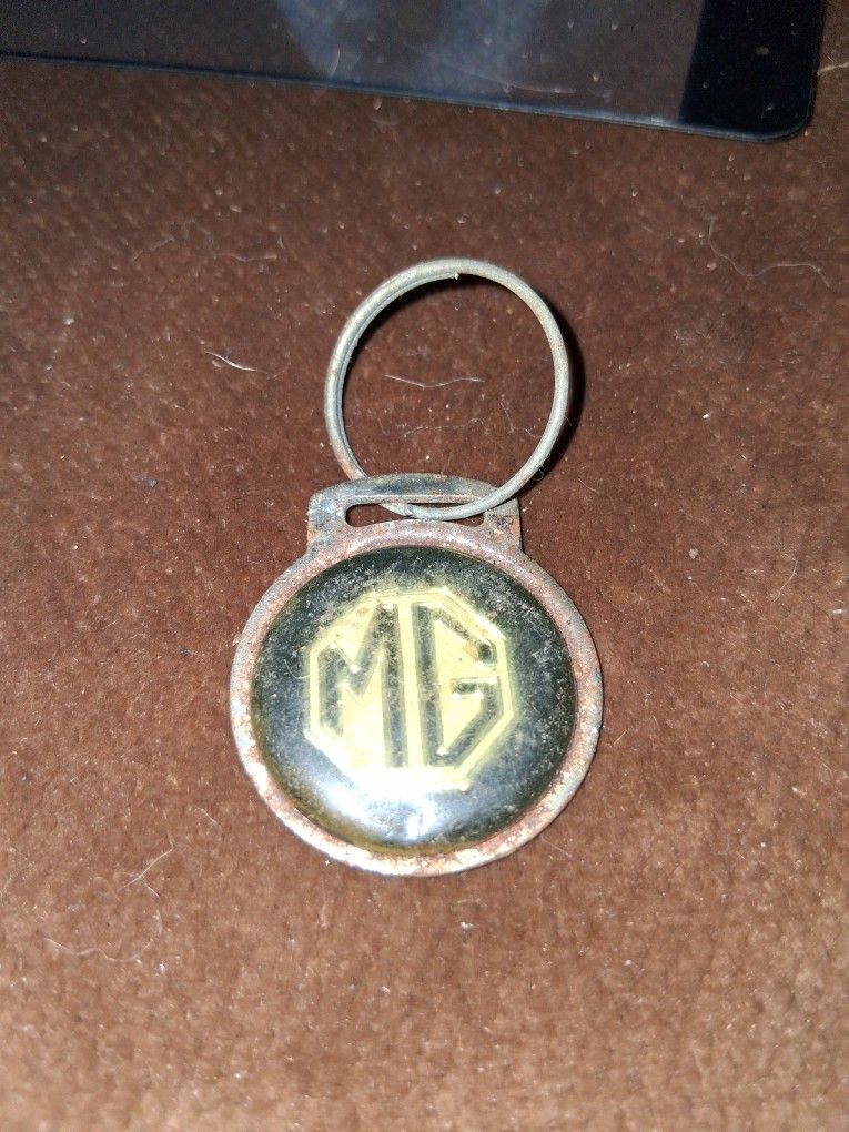 MG Keychain VTG