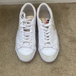 Nike Low Rise Blazers 
