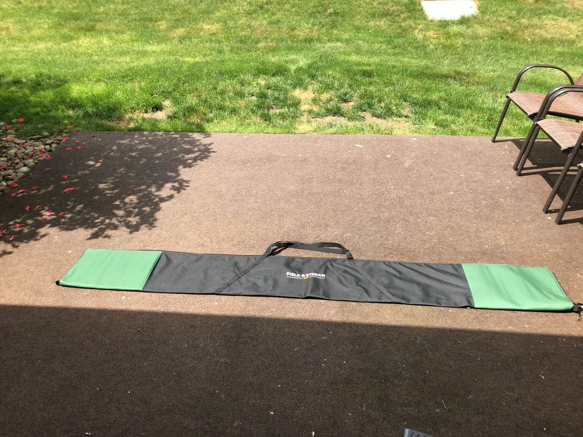 Huge 8 foot Field & Stream fly fishing rod bag