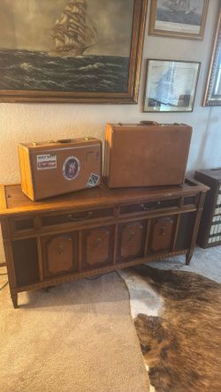 Vintage Samsonite Luggage Or Carry Case