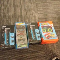 Hot Wheels And Shaver