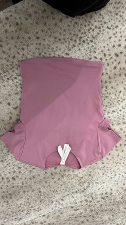 Alo short sleeve cropped , size small,dusty rose