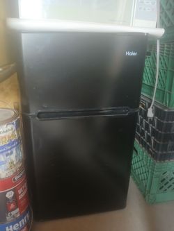 Mini refrigerador con conjelador