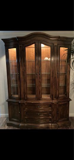 China cabinet