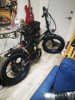 Modelo ECOTRIC. COLOR NEGRO