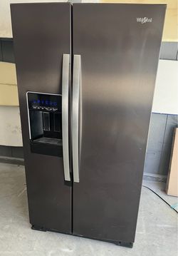Whirlpool Side-by-Side Refrigerator Freezer
