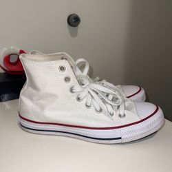 Converse size 8.5 women