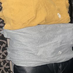 Woman’s Cloths 