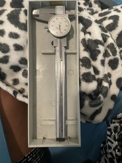 vintage mitutoyo caliper with case 