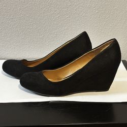 CL By Laundry - Black Suede Wedges