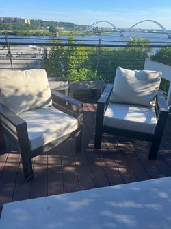 Outdoor furniture - 2 chairs with cushions