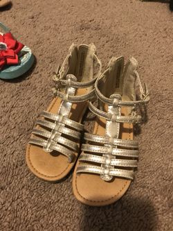 Size 7 toddler sandals