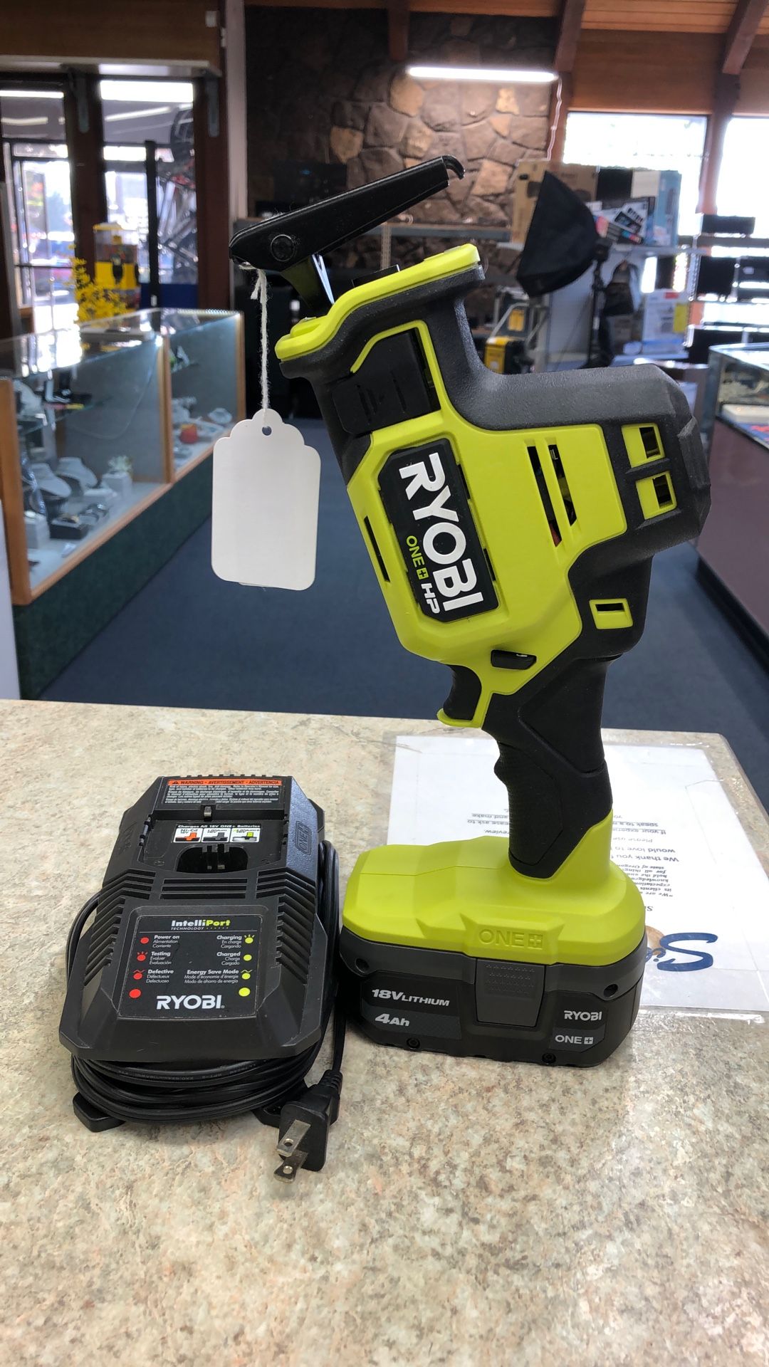 Ryobi PSBRS01 18V HP ONE+ Brushless Cordless Compact One-Handed Reciprocating Saw With 1 4.0Ah Battery & Charger (70492753)