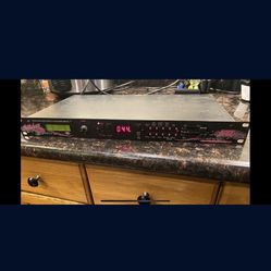 Multi Verb Alpha 2.0  DJ Sampler 