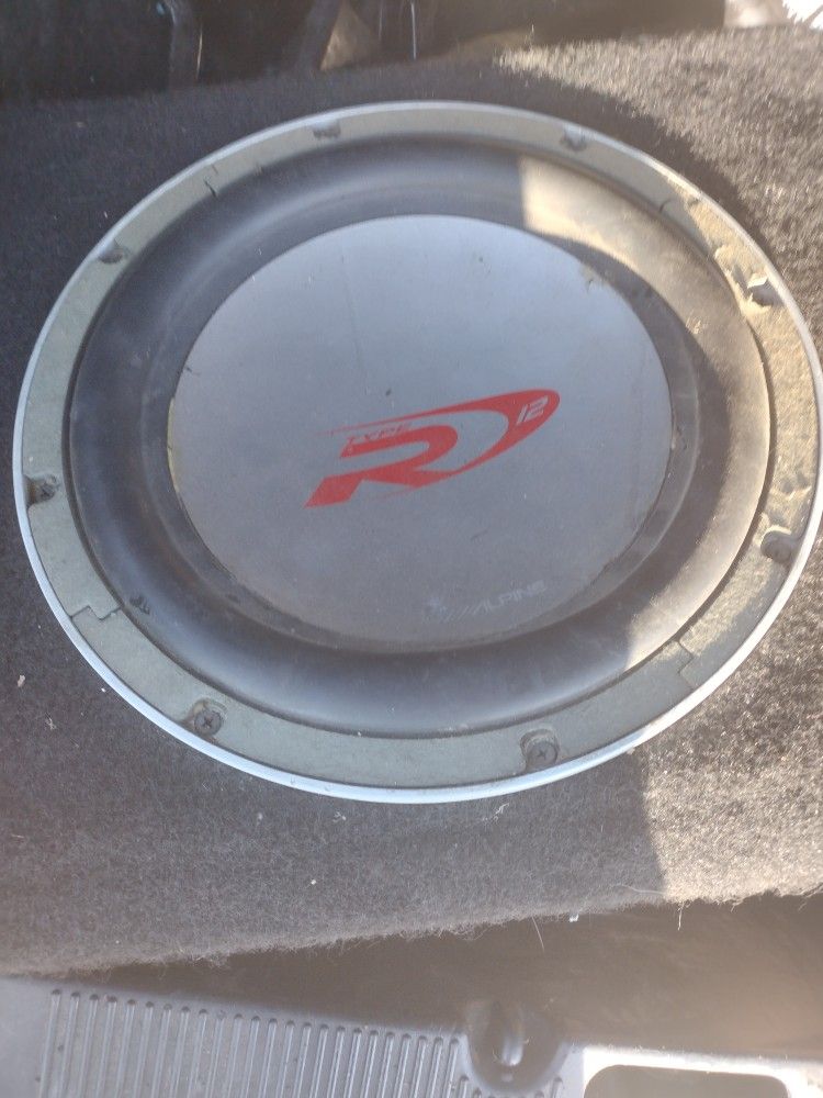 Alpine 12 Type speakers Best Offer Takes it!