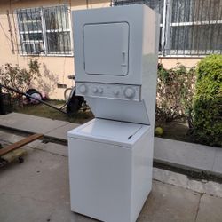 24 Wedth Stackable Washer Gas Dryer 