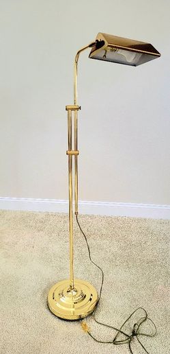 Lamp Stand (Mental ) Adjust Height 46"-62"