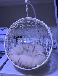 Cat bed / cat hammock