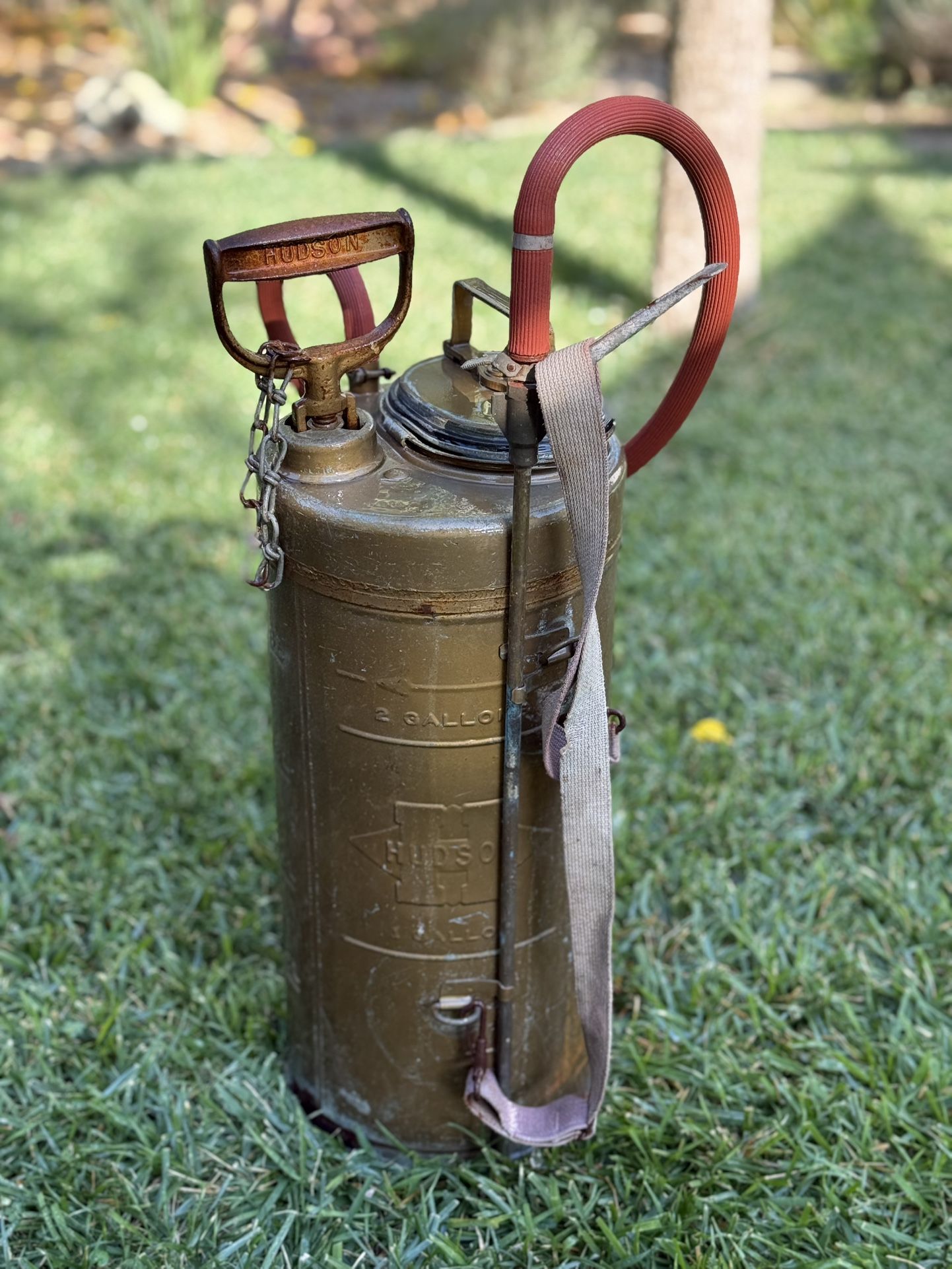 Vintage Hudson 2 Gallon Pump Sprayer Brass Metal; Farmhouse; Garden Yard Art