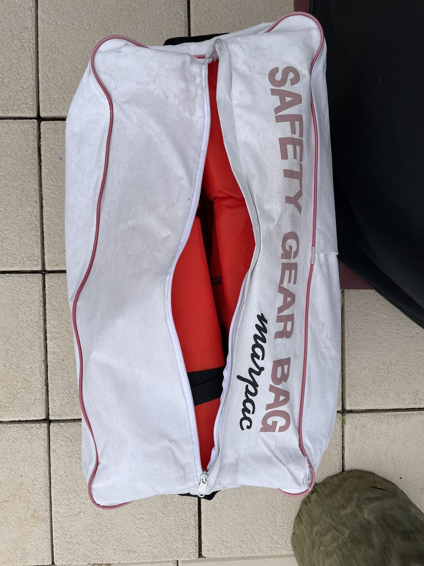Pontoon Safety Bag