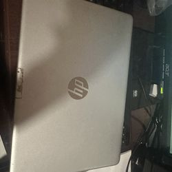 Two Laptop Hp And Gateway 