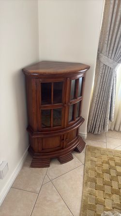 Solid Wood Corner Cabinet / Display Hutch